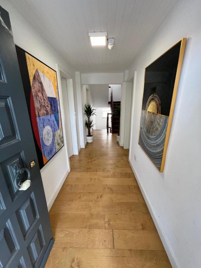 Oieras Beach Suite 2 - Large Double Room With En-Suite Bathroom And Balcony Oeiras Exterior photo
